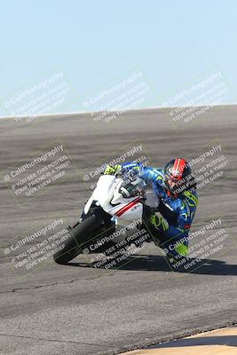 media/Oct-13-2025-Moto Forza (Mon) [[a66d839500]]/2-A Group/Session 2 (Bowl)/